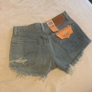 Levis 501 shorts 🔥